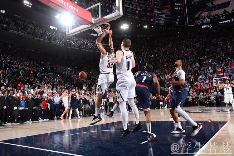 戈登底线突袭 无球切入完成2+1