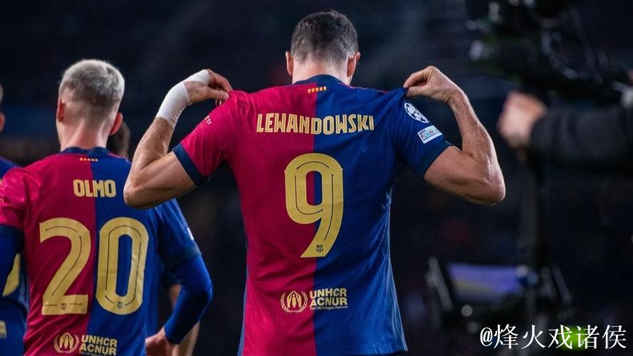 欧冠-费尔明双响莱万破门 巴萨客场告捷